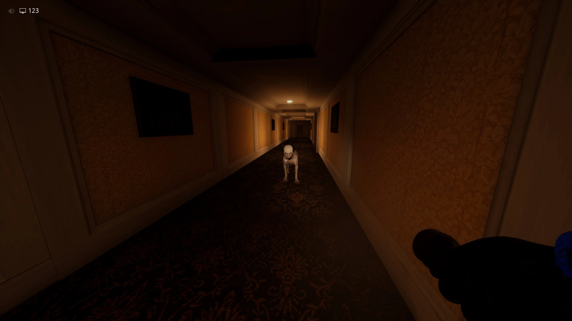 A Hound you can blind with your flashlight in Terror Hotel, Escape The Backrooms