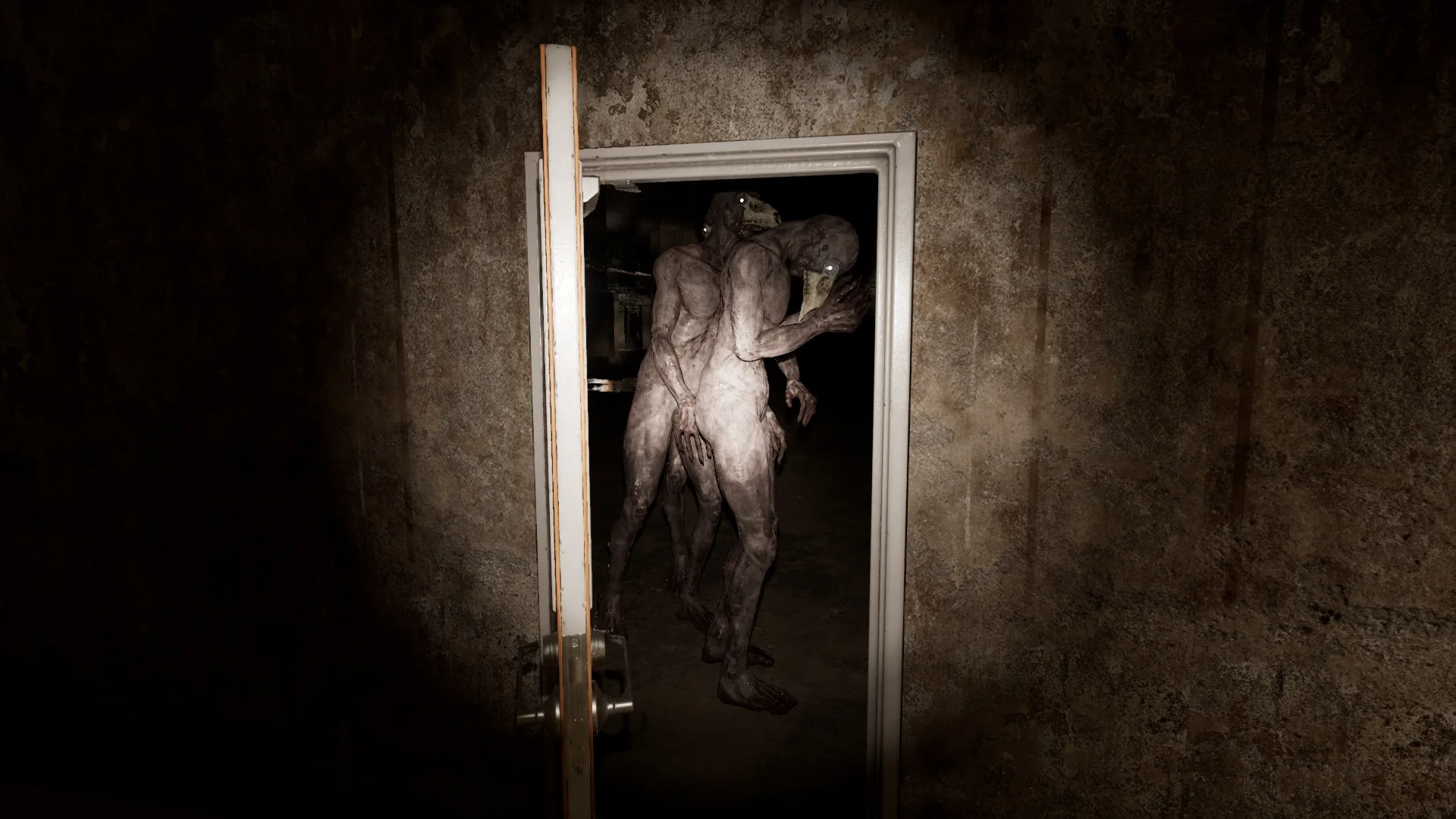 Skin-Stealer entities standing in a doorway in Level 1 Habitable Zone, Backrooms: Escape Together